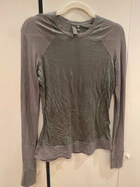 Sweaty Betty Long-Sleeve Mesh Raglan Top - Gray